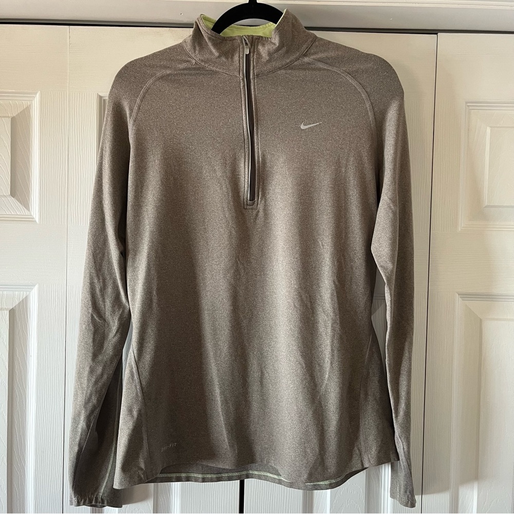 Nike 1/4 Zip, Women’s L. Light gray.